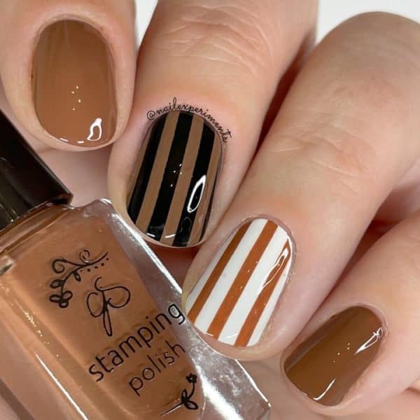 In the Buff – Naked and Gorgeous Stamping Polish Kit